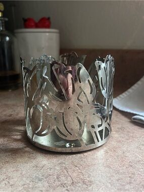 Bath & Body Works Silver Floral/Tulip 3-Wick Candle Holder